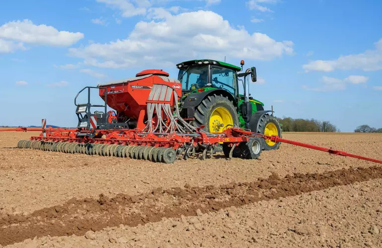 MEGANT 722 R at work in the field