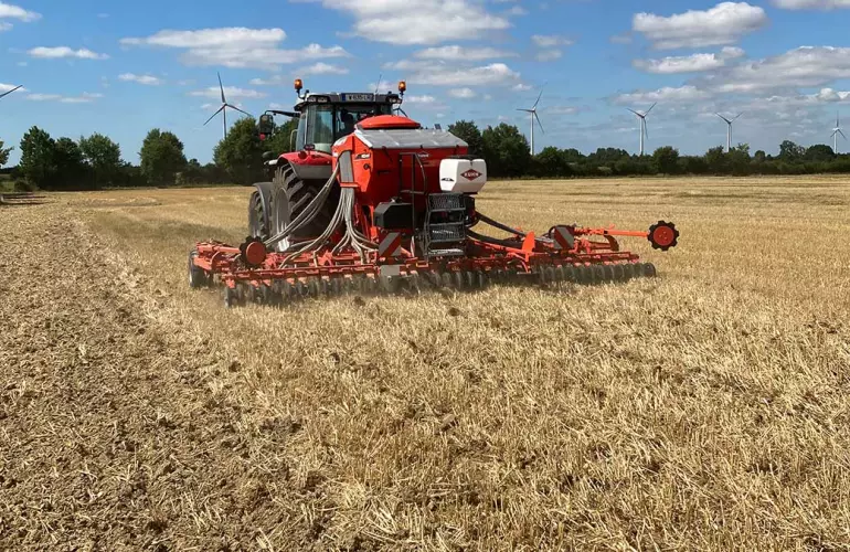 Semoir à dents pour semis simplifié MEGANT 602 R 