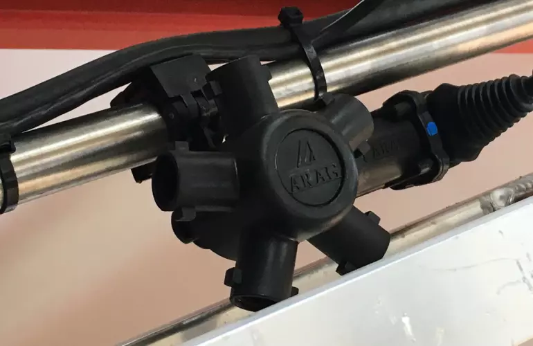 Porte-jet pour pulvérisateur agricole KUHN