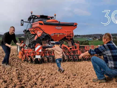 The VENTA pneumatic seed drill celebrates its 30th anniversary!