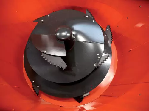 Sinfín de mezcla de diseño exclusivo en los mezcladores autopropulsados SPV Access - Power - Intense de KUHN