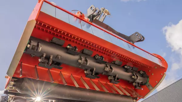 El rotor y las herramientas de las trituradoras BVR serie 1000 son capaces de trabajar con los residuos más leñosos.