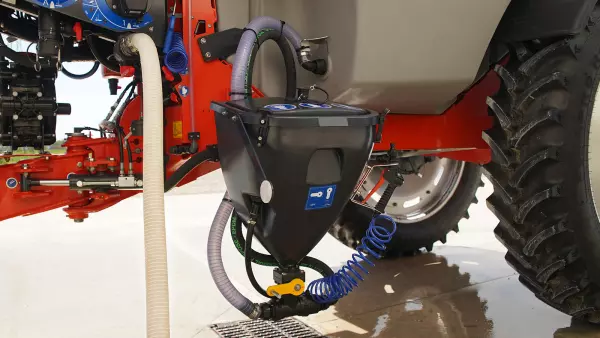 Incorporador de producto de 35 litros en el paralelogramo, integrado en el diseño del depósito