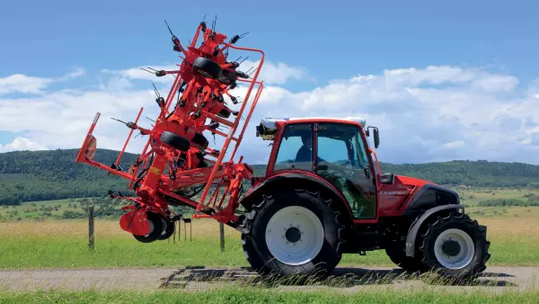 GF 10812 en posición de transporte