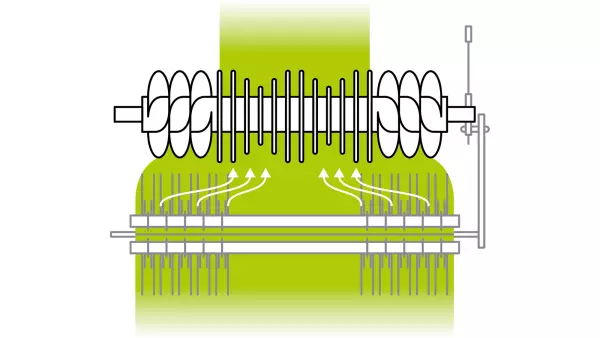 La corta distancia entre el rotor y los dientes del pick-up mantiene una circulación del forraje uniforme.