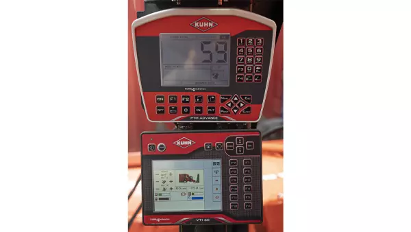 El SPW Power se maneja mediante una monopalanca en combinación con el nuevo terminal VTI60 de KUHN.