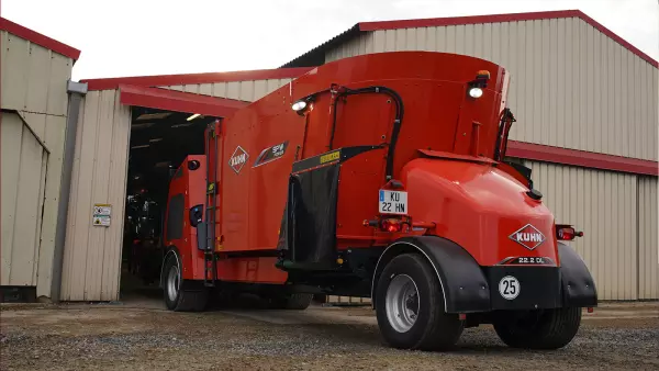 El estrecho eje trasero del SPW Power reduce los ángulos de giro