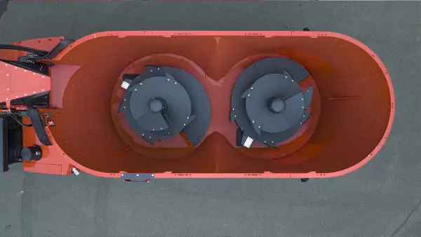 Los dos sinfines verticales del SPW Power garantizan una alta calidad de mezcla.