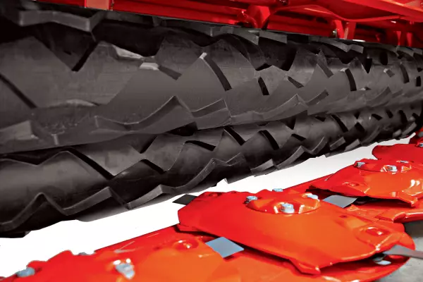 El acondicionador de rodillos SQUAREFLEX es ideal para forrajes frágiles