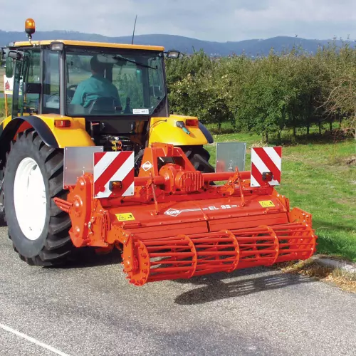 Señalización vial optimizada para desplazarse por carretera con total seguridad