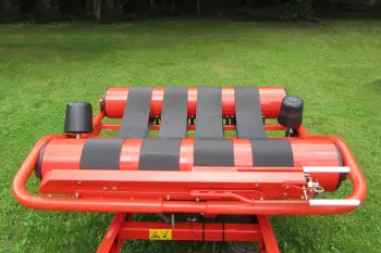 Mesa de encintado con 4 correas