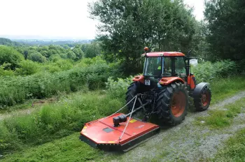 Altura de corte ajustable en las trituradoras de eje vertical BAV para adaptarse a todas las densidades de productos