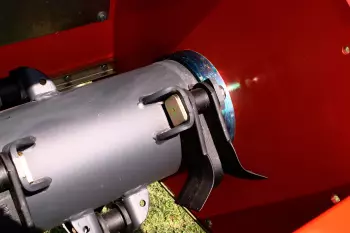 Rotor sin mantenimiento de la trituradora BK 320 y sus rodamientos lubricados de por vida.