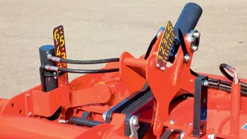 Corte longitudinal del rotor de la grada rotativa KUHN