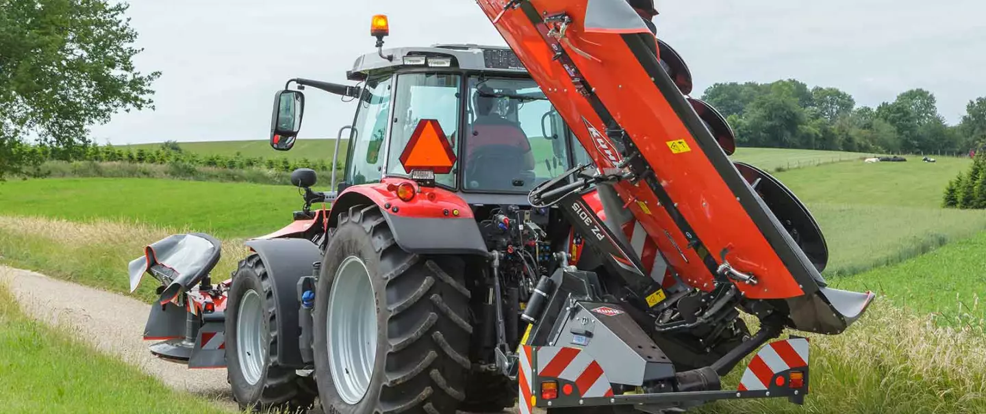 La PZ 3015 en posición de transporte