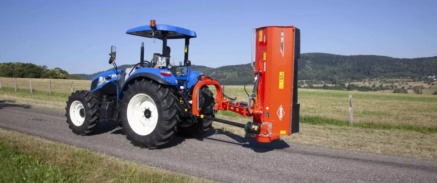 La trituradora TBE 22 durante el transporte en carretera