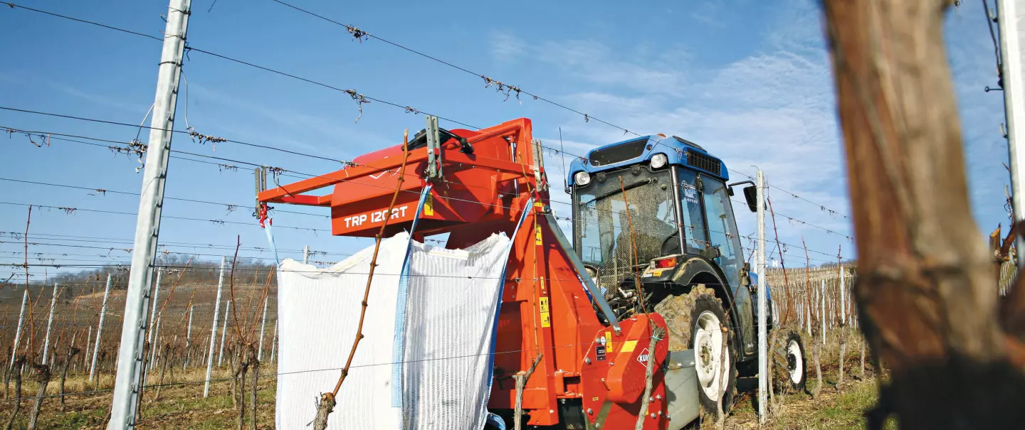 Mantenimiento más sencillo gracias al mástil telescópico TRP 120 RT