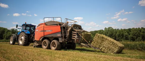 KUHN SB 1290 iD large square baler in the field